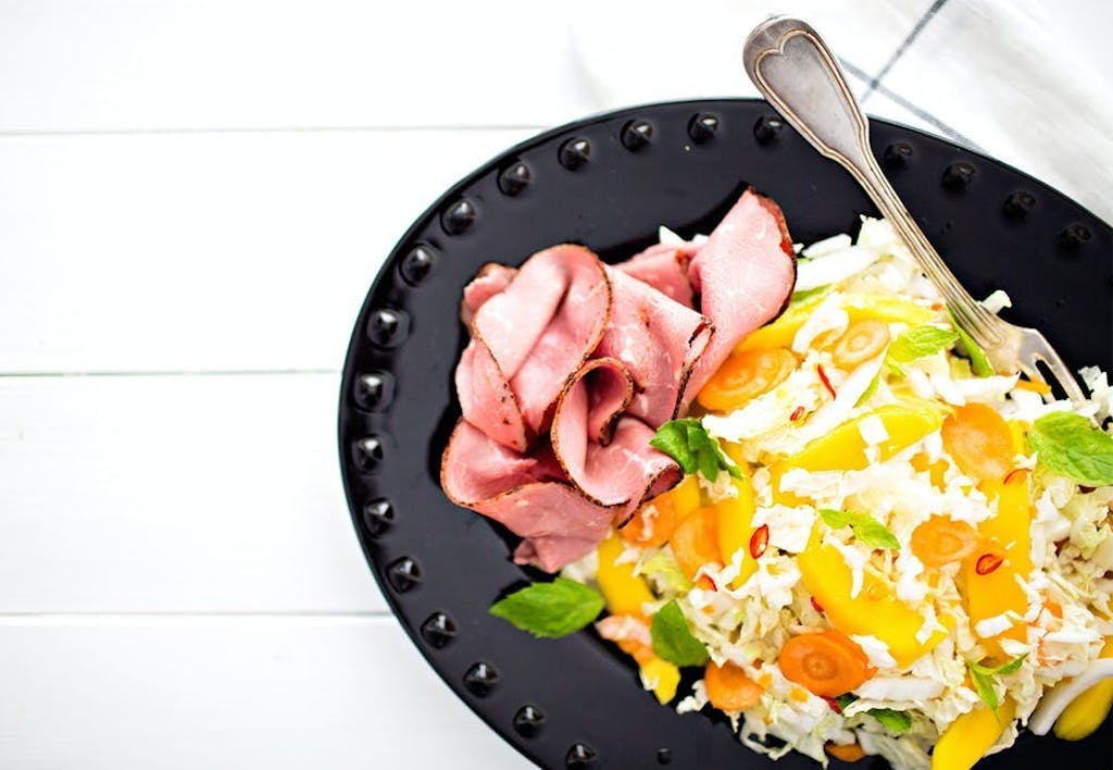 Salat med roastbiff Salat med roastbiff